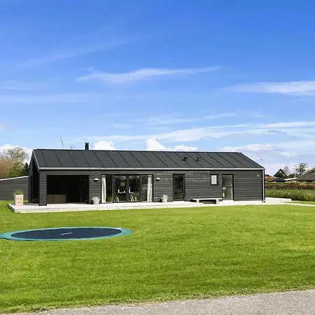 Matias Holiday home Otterup