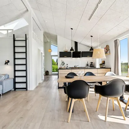 Matias - 375m From The Sea By Interhome